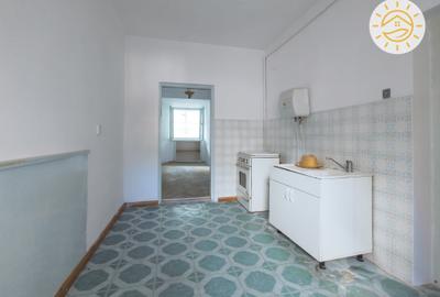 Apartament cu 2 camere decomandat în Centrul Istoric