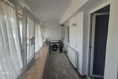 Apartament cu 3 camere decomandat în Central - 3