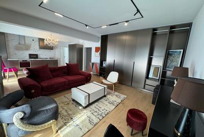 Apartament cu 2 camere semidecomandat, mobilat în Tunari