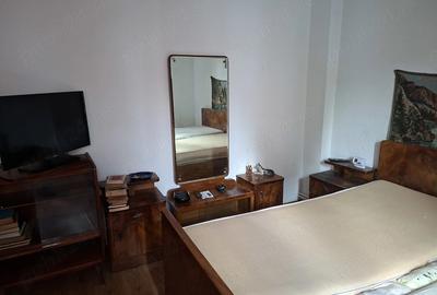 Casă cu 2 camere cu Teren 335 Mp în Central - 3