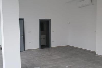 Spațiu comercial, de 62 mp, în Nicolina - 2