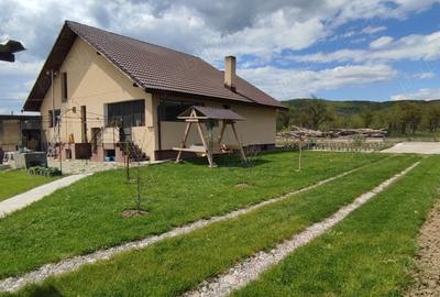 Casă cu 4 camere cu Teren 2000 Mp în Predești - 6