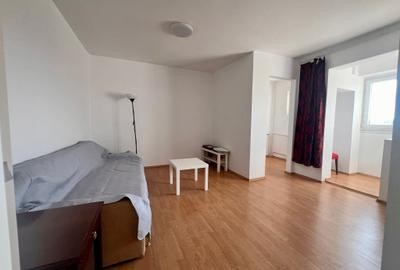 Apartament cu 2 camere în Apărătorii Patriei