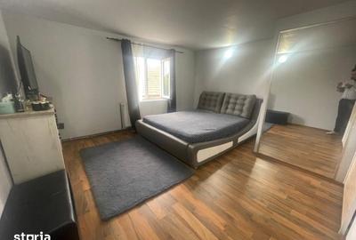 Casă cu 4 camere cu Teren 380 Mp în Romanești - 9