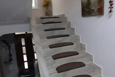 Casă cu 4 camere cu Teren 300 Mp în Central - 5