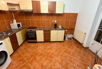 Casă cu 6 camere cu Teren 200 Mp în Calea Dumbrăvii - 5