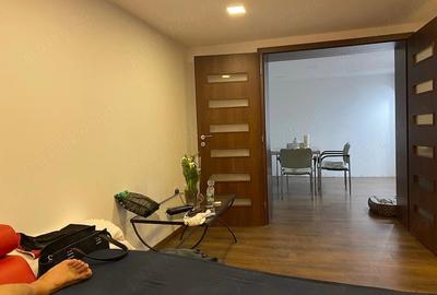 Casă cu 4 camere cu Teren 1986 Mp în Central