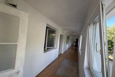 Casă cu Teren 1651 Mp în Feldioara