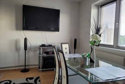 Apartament cu 3 camere decomandat în Ultracentral