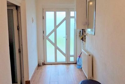 Casă cu Teren 900 Mp în Traian