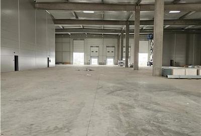 Spațiu industrial, de 1,770 mp, în Vest
