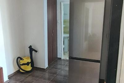 Apartament cu 2 camere decomandat în Galata