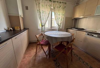 Apartament cu 2 camere decomandat în Lacul Tei - 7