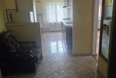 Apartament cu 2 camere decomandat în Drumul Carului