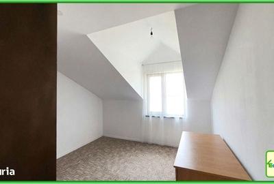Casă cu 4 camere în Piatra - 1