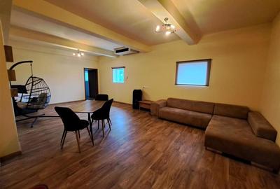 Casă cu 8 camere cu Teren 500 Mp în Periferie - 1