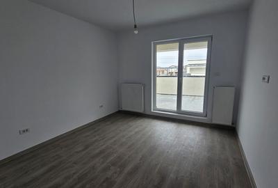 Apartament cu 3 camere decomandat în Dobroești