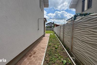 Casă cu 5 camere cu Teren 455 Mp în Giroc