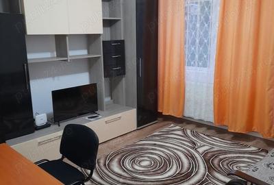Garsonieră decomandată în Tudor