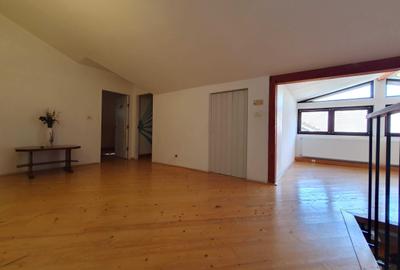 Casă cu 4 camere în Aradul Nou