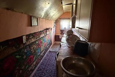 Casă cu 2 camere cu Teren 2125 Mp în Șcheia - 2