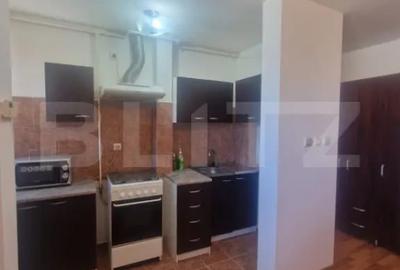 Apartament cu 2 camere semidecomandat în Girocului