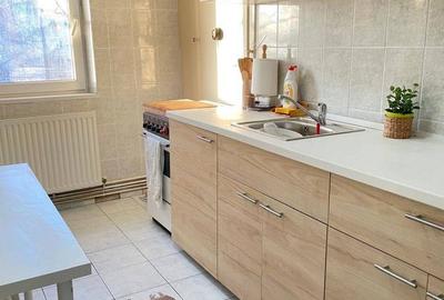 Apartament cu 3 camere în Tractorul - 4