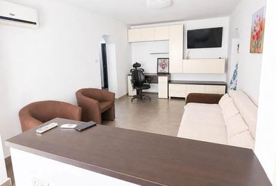 Apartament cu 2 camere semidecomandat în Tomis II