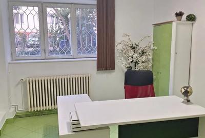 Apartament cu 2 camere decomandat, mobilat în Horea
