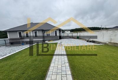 Casă individuală cu 3 camere cu Canalizare în Corunca - 1