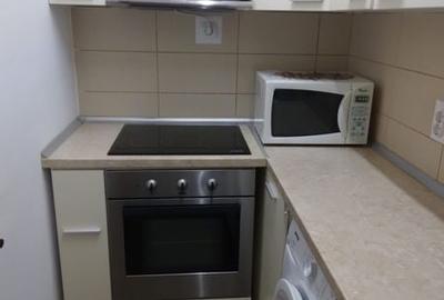 Garsonieră în Titan - 1