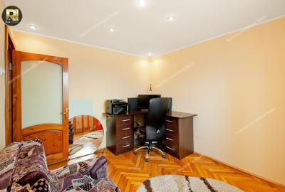 Apartament cu 3 camere semidecomandat, mobilat în Micro 19 - 10