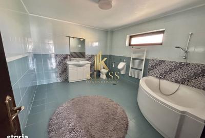 Casă cu 5 camere cu Teren 500 Mp în Central