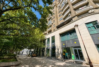 Apartament cu 4 camere decomandat în Unirii - 40
