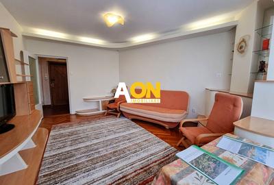 Apartament cu 3 camere decomandat, mobilat în Cetate