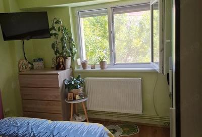 Apartament cu 2 camere decomandat în Dâmbovița