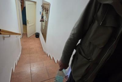 Birou, de 55 mp, în Central - 7