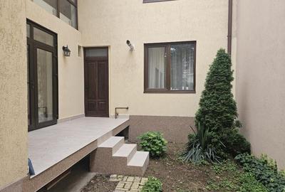 Casă individuală cu 6 camere cu Canalizare în Domenii - 15