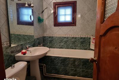 Apartament cu 4 camere decomandat în Micro 3 - 13