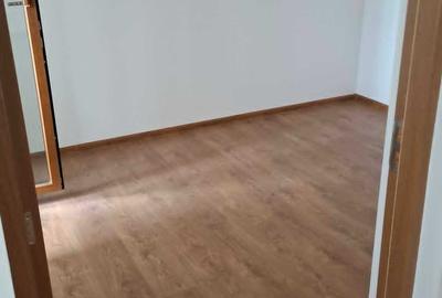 Apartament cu 2 camere semidecomandat în Micro 15 - 6