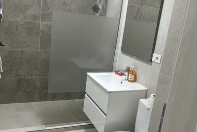 Garsonieră decomandată în Central