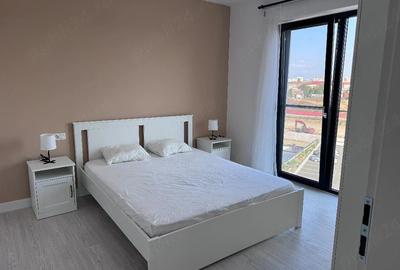 Apartament cu 2 camere decomandat în Torontalului