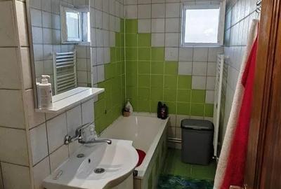 Apartament cu 3 camere decomandat în Unirii