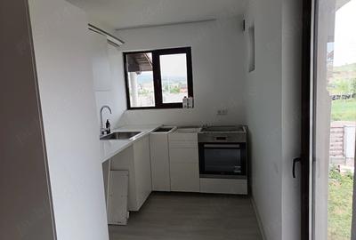 Casă cu Teren 12 Mp în Central