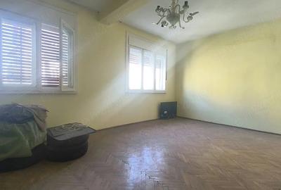 Casă cu 3 camere cu Teren 212 Mp în Ultracentral