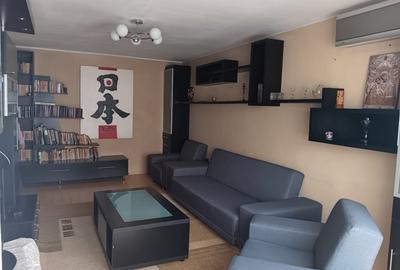 Apartament cu 3 camere decomandat, mobilat în Frumoasa