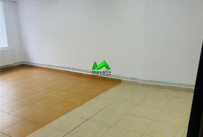 Spațiu comercial, de 38 mp, în Central - 2