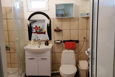 Casă cu 4 camere în Vadu Moldovei