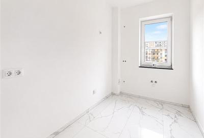 Apartament cu 2 camere decomandat în Tractorul - 2