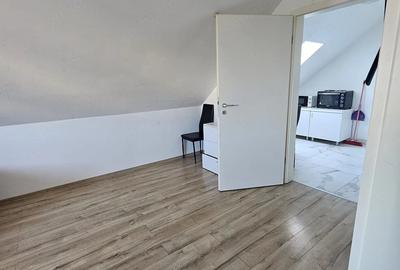 Apartament cu 2 camere decomandat în Complex Studențesc